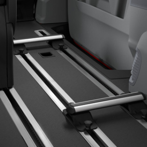 Večnamenski sistem talnih regalov za notranjost